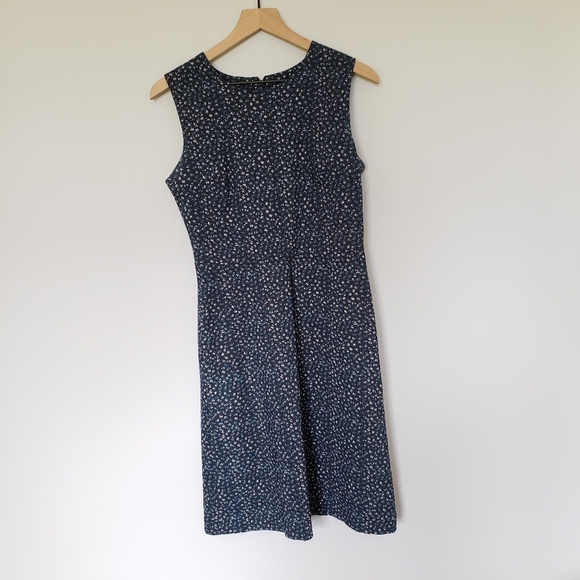Margaret M Blue Printed Sleeveless Stretchy Sheath Work Dress Size Medium - Picture 2 of 6